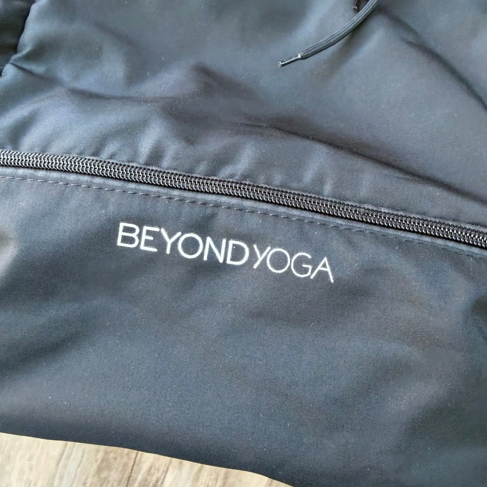 Beyond Yoga Black Convertible Backpack Tote Bag with Shoe Compartment - Picture 9 of 9